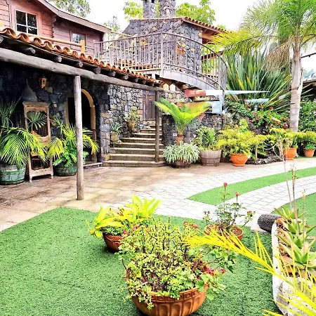 Loros Icod De Vinos * Σάντα Κρουζ Τενερίφης